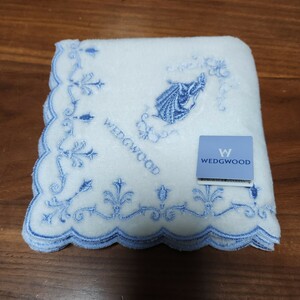 新品 未使用 タオルハンカチ WEDGWOOD ウェッジウッド 綿100% 刺繍糸 上糸レーヨン100% 下糸ポリエステル100% 中国製