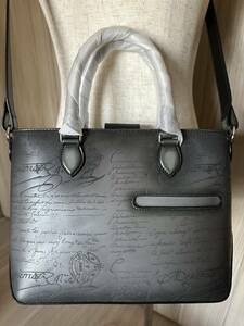 22年数量限定色 定価45,4万 BERLUTI Toujours XS Scritto Leather Tote Bag ベルルッティ トゥジュールXS トートバッグ エレファントグレー