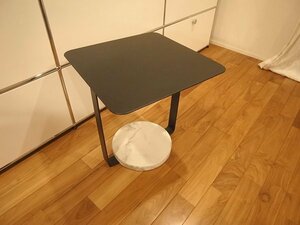 4.8万円●moda en casa●モーダエンカーサ●TANGENT table●大理石台座●コーヒーテーブル●サイドテーブル●置き台●北欧●デンマーク