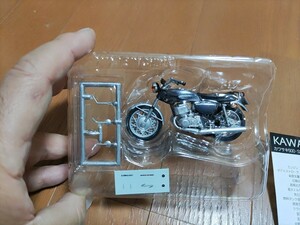 F-TOYS　エフトイズ　1/24　ビッグバイクコレクション　カワサキ　500SS　マッハⅢ　ピーコックグレー