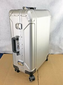 ★中古品★スーツケース ZERO HALLIBURTON シルバー