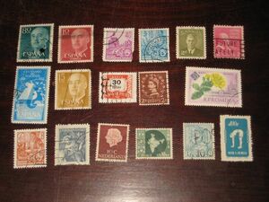 未使用 中国切手1枚と，使用済み 外国切手 16枚（エリザベス女王・スペイン・ドイツ・ポルトガル・カナダ・インド・チェコ・アメリカ）
