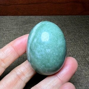 天然の翡翠の卵クォーツクリスタル 4.7cm 　1個　 　 鉱物　天然石　原石　ルース 標本　！