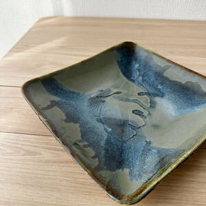 T711 美品 こぶ志窯 こぶ志焼 大皿 角皿 海鼠釉 藍色 陶器 和食器 北海道 岩見沢