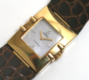 【OMEGA】オメガ　コンステレーション カレ クアドラ K18 シェル文字盤　4Pダイヤ クォーツ レディース 腕時計