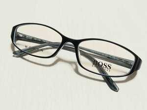 新品　HUGO BOSS ヒューゴボス　イタリア製　メガネ　眼鏡　高級感　オシャレ　上品　セルフレーム　ブルー系　青系