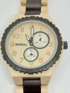 BEWELL　未使用　可動品　美品　クォーツ木製腕時計②