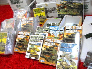 WORLD TANK　MUSEUM　By Takara　制作　海洋堂　2003年　全種＋α＋大戦略シリーズ＋戦車ボードゲーム＝１２３台