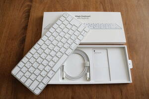 [現行モデル] Apple Magic Keyboard White/AppleシリコンMacモデル用 Touch ID搭載 Model A2449 MK293J/A JIS配列 ホワイト