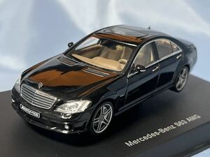 オートアート製　　メルセデス　ベンツ　S63 AMG 黒　　　1/43