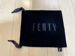 FENTY PUMA by Rihanna ベロア素材巾着袋
