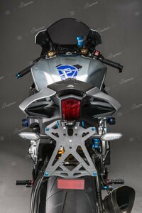 【国内在庫】LighTech ライテック アジャスタブル ナンバープレートホルダー YAMAHA YZF-R1 / M 