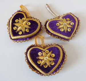 ウズベキスタン ブハラ 民族衣装 金の刺繍 ミニクッション 3個セット mini cushion of Uzbekistan bukhara gold embroidery