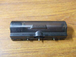 h916 シャープ SHARP ポータブルMDプレーヤー用　乾電池用バッテリーケースのみ 中古　動作品