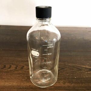 ヴィンテージ 古いガラスボトル 保存瓶 軽量瓶 1000ml 1000APPROX 店舗什器 ディスプレイインテリア アンティーク 9w
