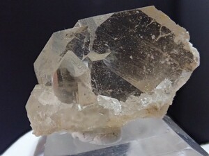 【可愛いミニサイズ】グインデルクォーツ　ねじれ水晶　スイス産　原石　標本