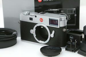 極美品｜ライカ M11 シルバークローム CA01-T1281-3V1A Leica レンジファインダーデジタルカメラ タッチパネル液晶