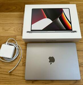 Apple MacBook Pro 14インチ 2021 M1 Max スペースグレイ ( 32GB , 1TB SSD )　