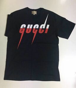 GUCCI ブレード ロゴ Tシャツ XL BLACK グッチ BLADE LOGO PRINT COTTON JERSEY TEE プリント ロゴ 半袖 カットソー 確実正規品 Tee