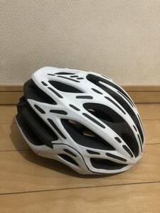 最軽量185g OGK KABUTO FLAIR サイズL/XL(59-61cm) ヒルクライムに　サイクルヘルメット ロードバイク