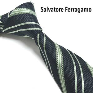 Salvatore Ferragamo フェラガモ 美品 ネクタイ 高級シルク