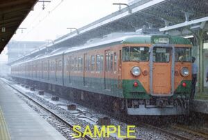 ☆90～10年代鉄道9jpgCD[113系大垣車R10編成その13(名古屋駅)]☆