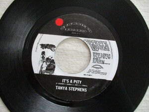 TANYA STEPHENS 7！IT