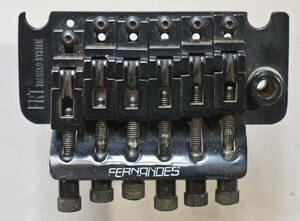 Fernandes FRT-4 Black インサートブロック欠品