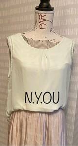 N.Y.OUトップス