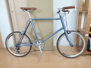 FUJI HELION 2024年式フォレストブルー50サイズ、今年2月自転車店で新車購入後カスタマイズ、テスト走行程度の完全室内保管新品同様無傷品