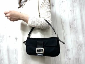 極美品 FENDI フェンディ マンマバケット ハンドバッグ バッグ ナイロンキャンバス×レザー 黒 70829