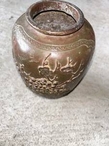 壷 古 古陶器 記念品　壺　真鍮製　花　骨董品　コレクション　アンティーク