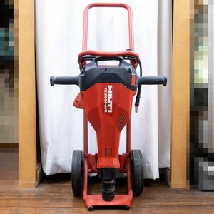 【名東】【1円】【HILTI】ヒルティ 電動ジャックハンマー TE 2000-AVR コード式 ハツリ機 コンクリート ブレーカー 床解体 04hi0240hu