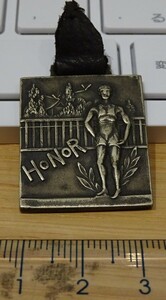rarebookkyoto　m2 　朝鮮神宮　奉賛　体育大会　参加　記念　章　使用　金属　一枚　製 朝鮮体育協会　メダル　1933　HoNoR