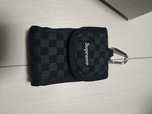 supreme カメラポーチ　バック　bag ポーチ アクセサリー　キーホルダー　カナビラ　バックパック