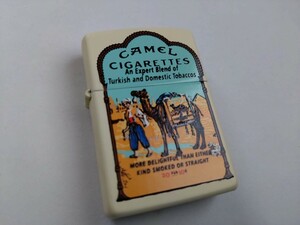タバコ銘柄　CAMEL キャメル　１９９７年製ZIPPO 未使用品ジッポーです