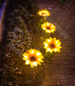 LEDソーラーライト 人造花 偽花 屋外防水 ひまわり ガーデンプラグインライト 芝生ライト 店舗庭祭りイベント装飾ライト