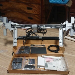 ワコム cintiq 27qhd用スタンドergo stand ACK-411-040 