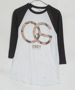 ST1373 オベイ OBEY ロンTシャツ S 裄丈65 メールxq