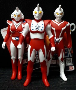 ☆BANDAI ウルトラマンUSA チャック・スコット・ウーマンベス 2022年 円谷プロ ソフビ (バンダイ 怪獣 ウルトラマン)