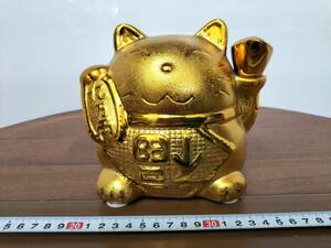 コレクション　昭和　レトロ　アンティーク　招き猫　貯金箱　金色　飾り　店舗装飾　縁起物