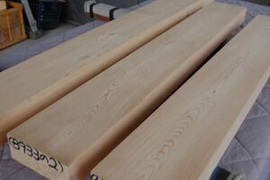 木曽桧（天然材） ヒノキ 3本で13800円 角材 材木 木材 新品 8年乾燥