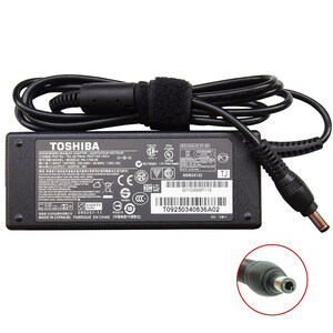 【中古パーツ】TOSHIBA 90W PA5035U-1ACA/ PA3516U-1ACA /PA5180U-1ACA/PA3165U-1ACA等 19V 4.74A ACアダプタ 外径5.5mm ■PA5035U-1ACA