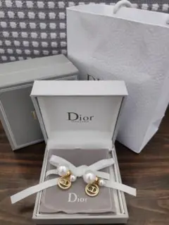 人気美品！クリスチャンディオール/Dior パールピアス