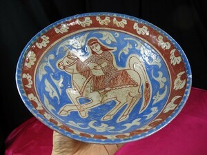 B　白磁多彩騎馬人物文碗　アフガニスタン　１５世紀　遺跡発掘品　陶器　イスラム陶器　本物
