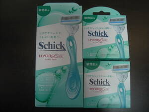 ♪ Schick (シック) ハイドロシルク 敏感肌用 ホルダー(刃付き+替刃1コ) +（替刃3個+2箱）（女性用） カミソリ