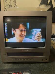 シャープ テレビデオ　14インチ