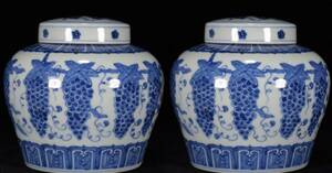 旧蔵 明・成化年制・古陶瓷品・青花・葡萄紋・天字罐一對 陶芸 瓷器 稀少珍品 古美味 L0315