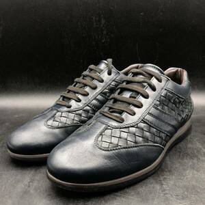 M2517 BOTTEGA VENETA ボッテガヴェネタ レザー スニーカー イントレチャート メンズ 40/25.0cm相当 ネイビー 紺 革靴 編み