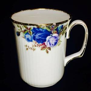 1987ロイヤルアルバート・ROYAL ALBERT　マグカップ